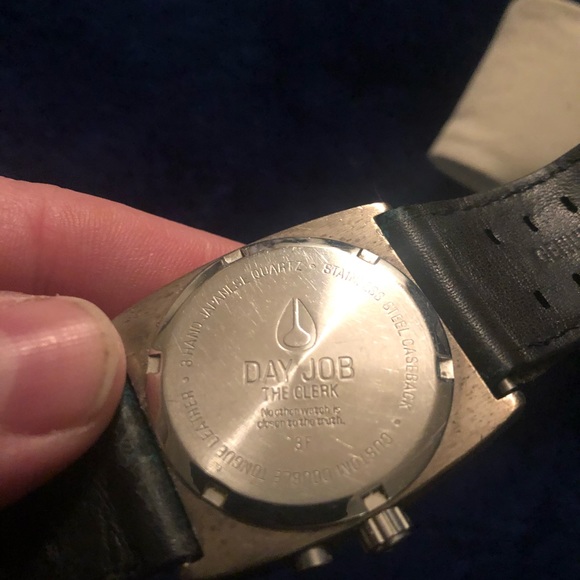 Used Nixon day job “the clerk” watch - Picture 4 of 5